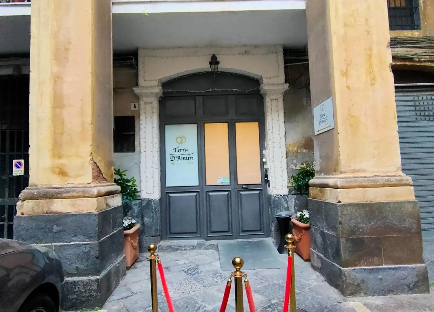 Terra D'Amuri Hotel Boutique Katanya Konukevi